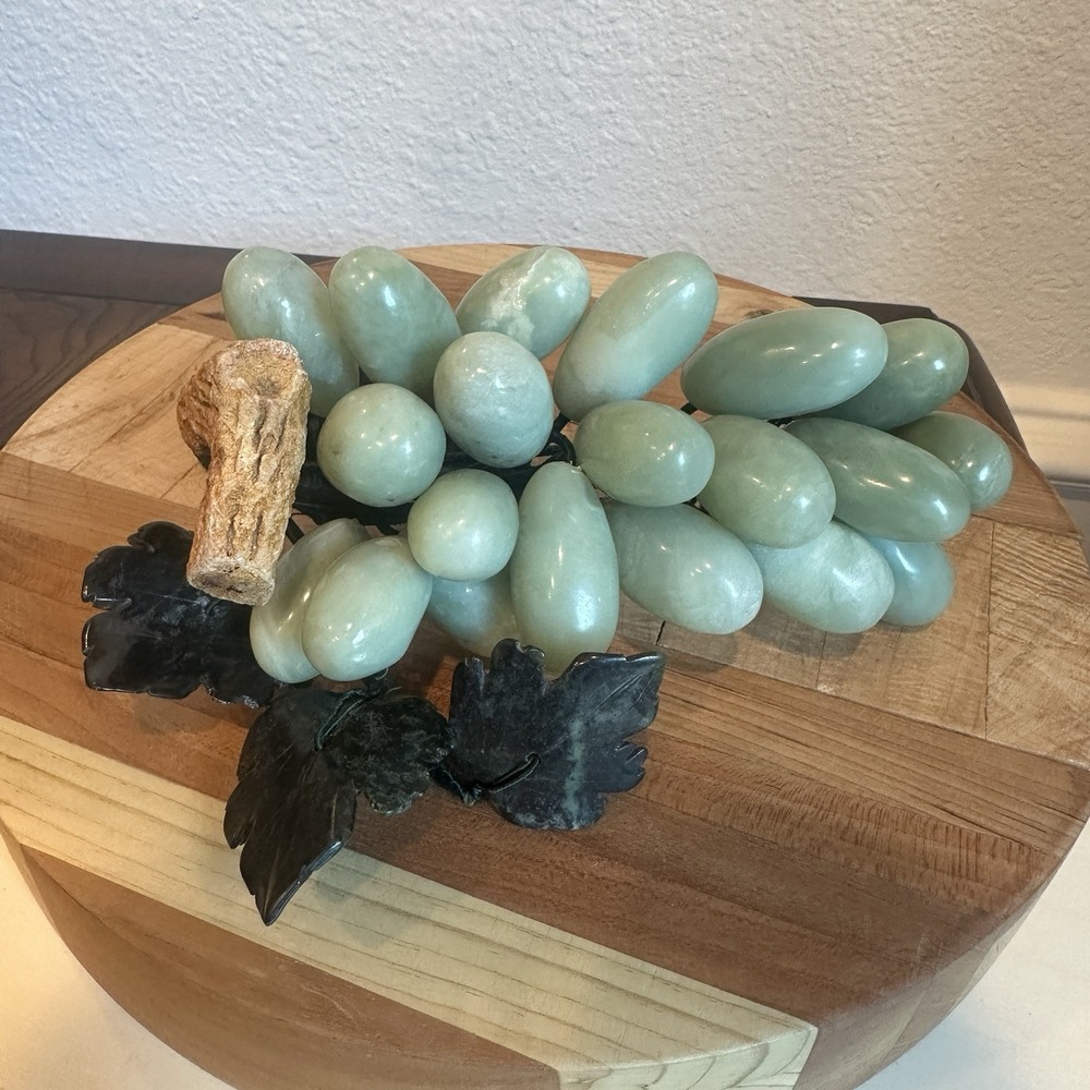 Vintage Carved Jade Stone Grapes Cluster 7 Inch Fruit Jade Leaf Natural Stone‎